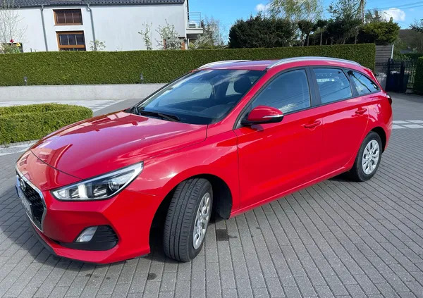 gdańsk Hyundai I30 cena 43000 przebieg: 130881, rok produkcji 2018 z Gdańsk